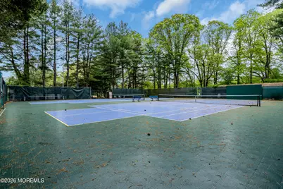 112 Lexington Court, Red Bank, NJ 07701 - Photo 27