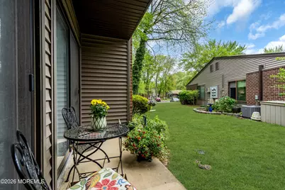 112 Lexington Court, Red Bank, NJ 07701 - Photo 21