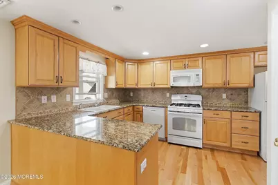 352 Silver Bay Road, Toms River Township, NJ 08753 - Photo 5
