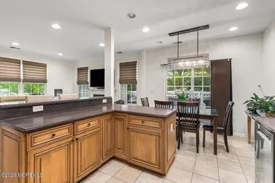 8 Fells Drive, Manalapan Township, NJ 07726 - Photo 15