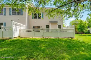 8 Fells Dr, Manalapan Township, NJ 07726 - Photo 31