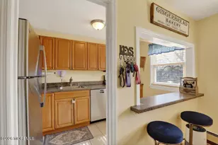 147 Manor Dr, Red Bank, NJ 07701 - Photo 15