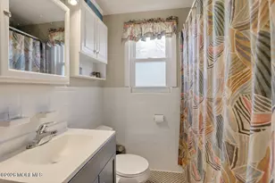 147 Manor Dr, Red Bank, NJ 07701 - Photo 25