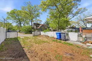 477 Mantoloking Rd, Brick, NJ 08723 - Photo 25