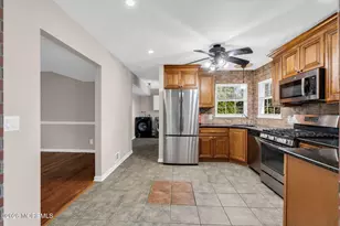 181 Taylors Mills Rd, Manalapan Township, NJ 07726 - Photo 27
