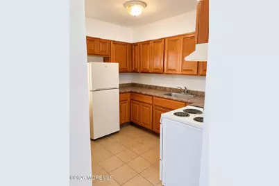 216 Ocean Avenue #2, Point Pleasant, NJ 08742 - Photo 3