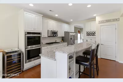 70 E Bosworth Boulevard, Farmingdale, NJ 07727 - Photo 17