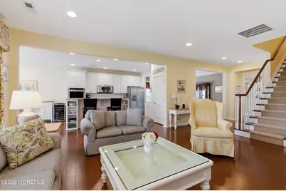 70 E Bosworth Boulevard, Farmingdale, NJ 07727 - Photo 9