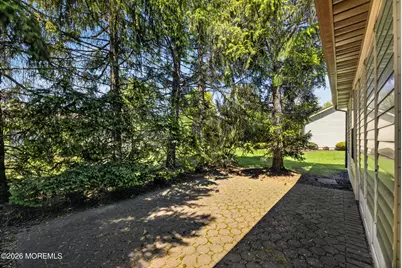 25 Hansom Lane, Marlboro Township, NJ 07746 - Photo 7
