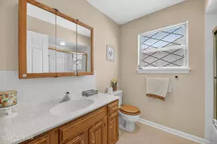 25 Hansom Ln, Marlboro Township, NJ 07746 - Photo 27