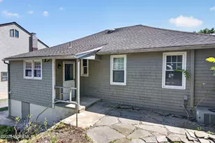 71 Portland Rd, Highlands, NJ 07732 - Photo 3