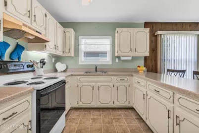 10 Picasso Court, Toms River Township, NJ 08757 - Photo 9