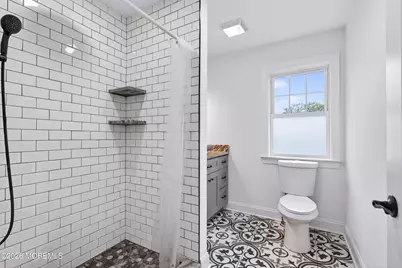 400 Overlook Drive, Neptune Township, NJ 07753 - Photo 23