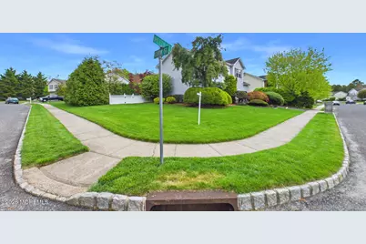 21 Netty Street, Howell Township, NJ 07731 - Photo 5