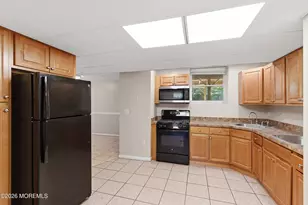 402 Twin Oaks Dr, Lakewood, NJ 08701 - Photo 97