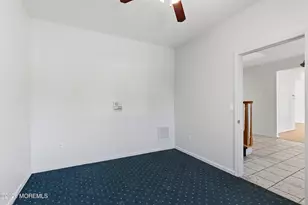 402 Twin Oaks Dr, Lakewood, NJ 08701 - Photo 11