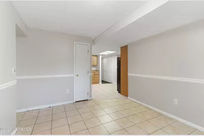 402 Twin Oaks Drive, Lakewood, NJ 08701 - Photo 93