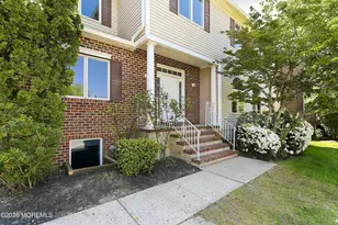 402 Twin Oaks Dr, Lakewood, NJ 08701 - Photo 3
