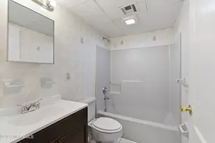 402 Twin Oaks Dr, Lakewood, NJ 08701 - Photo 59
