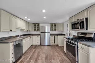 9 Arneytown-Hornerstown Rd, Upper Freehold Township, NJ 08501 - Photo 1