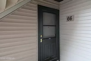 66 Manchester Ct, Red Bank, NJ 07701 - Photo 3