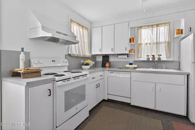 130 Stockton Avenue, Ocean Grove, NJ 07756 - Photo 13