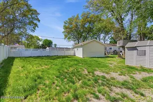 38 Clark Dr, Howell Township, NJ 07731 - Photo 9