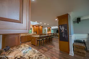 32 Wesley Ct, Eatontown, NJ 07724 - Photo 13
