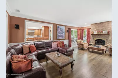 32 Wesley Court, Eatontown, NJ 07724 - Photo 9