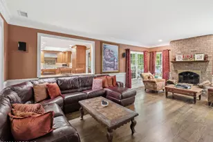 32 Wesley Ct, Eatontown, NJ 07724 - Photo 9
