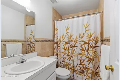 58 Charming Way, Lakewood, NJ 08701 - Photo 15