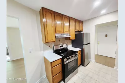 26 Meadow Green Circle #K, Manalapan Township, NJ 07726 - Photo 5