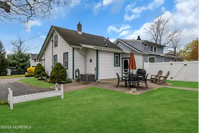219 Harrison Avenue, Oakhurst, NJ 07755 - Photo 27