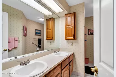 508 Petunia Lane N, Whiting, NJ 08759 - Photo 19