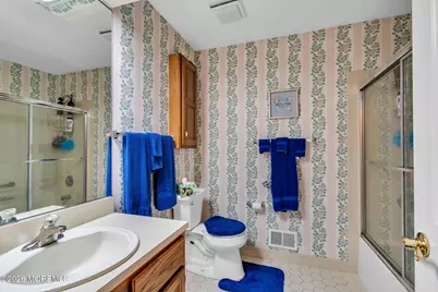 508 Petunia Lane N, Whiting, NJ 08759 - Photo 21