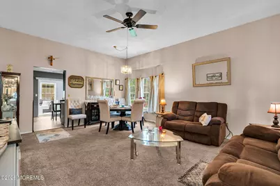 508 Petunia Lane N, Whiting, NJ 08759 - Photo 7