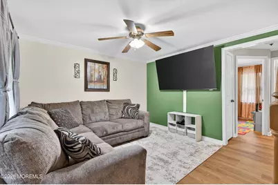 226 Sunset Lane, Howell Township, NJ 07731 - Photo 7
