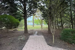 1853 Yorktowne Blvd, Toms River Township, NJ 08753 - Photo 17