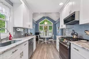 2278 Agincourt Rd, Toms River Township, NJ 08755 - Photo 9