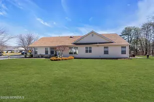 18 Rosewood Ct, Lakewood, NJ 08701 - Photo 7