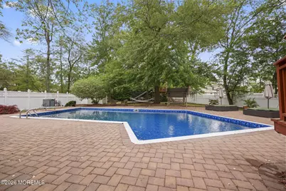4 Friar Lane, Manalapan Township, NJ 07726 - Photo 3