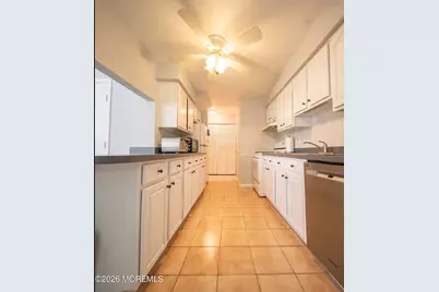 15 Fieldcrest Way, Hazlet Township, NJ 07730 - Photo 9