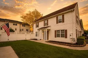 15 Fieldcrest Way, Hazlet Township, NJ 07730 - Photo 3