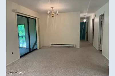 238 Medford Court #J, Manalapan Township, NJ 07726 - Photo 9