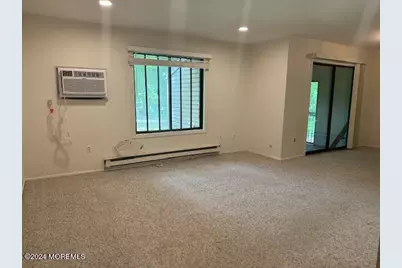 238 Medford Court #J, Manalapan Township, NJ 07726 - Photo 7