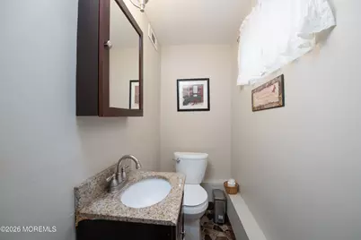 540 Sherman Avenue, Belford, NJ 07718 - Photo 21