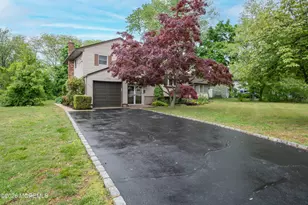 540 Sherman Ave, Belford, NJ 07718 - Photo 15