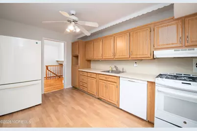 540 Sherman Avenue, Belford, NJ 07718 - Photo 29