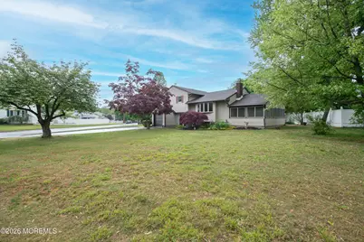 540 Sherman Avenue, Belford, NJ 07718 - Photo 15