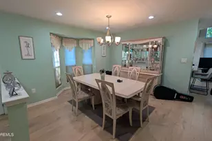 10 Beacon Ct, Holmdel, NJ 07733 - Photo 7